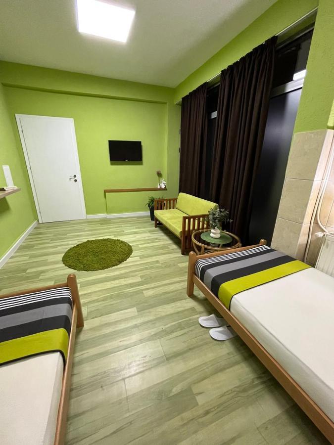 Green Apartment Apartment