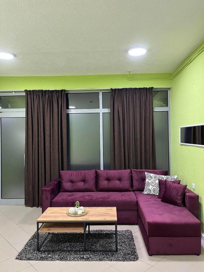 Green Apartment *