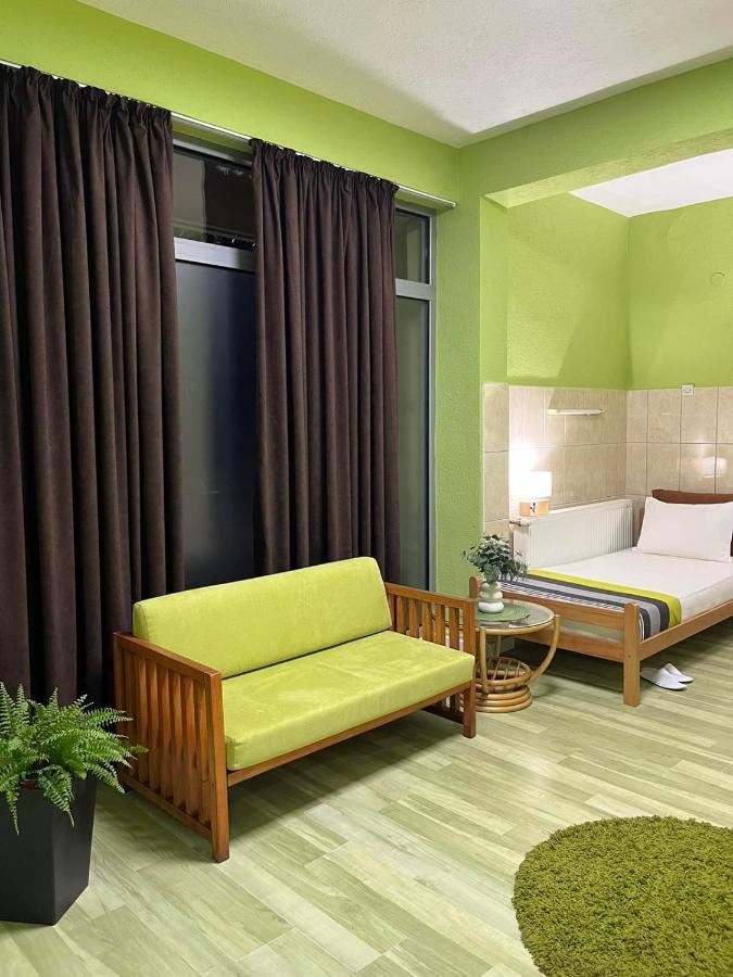Green Apartment *