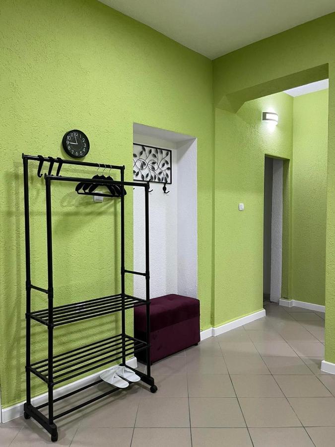 Green Apartment *