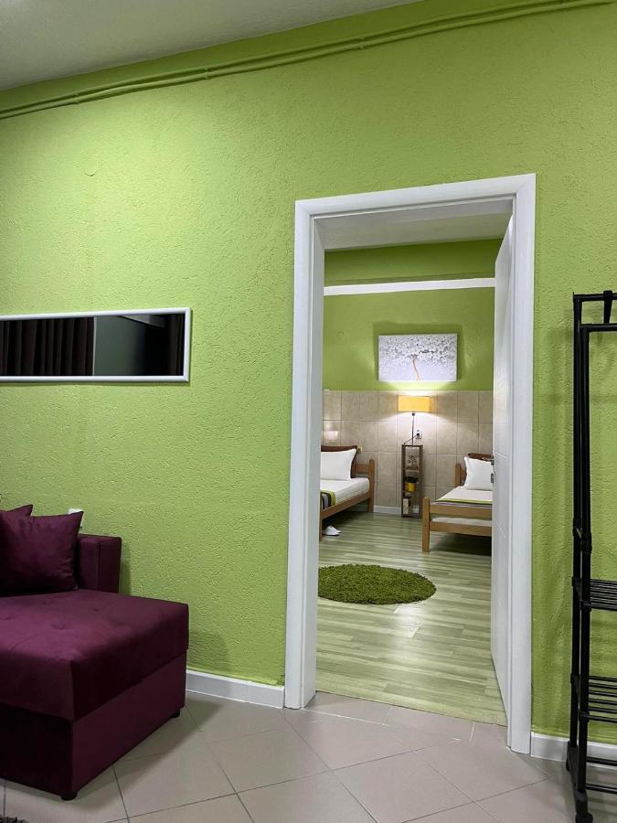 Green Apartment